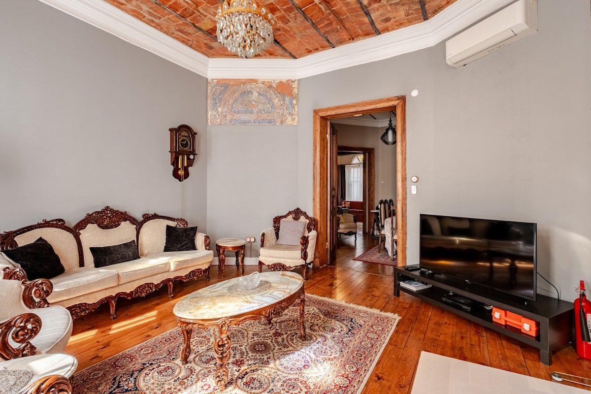 Galata Kulesine 20 adım, aynı binada 2. Ve 3.kat gallery image 4