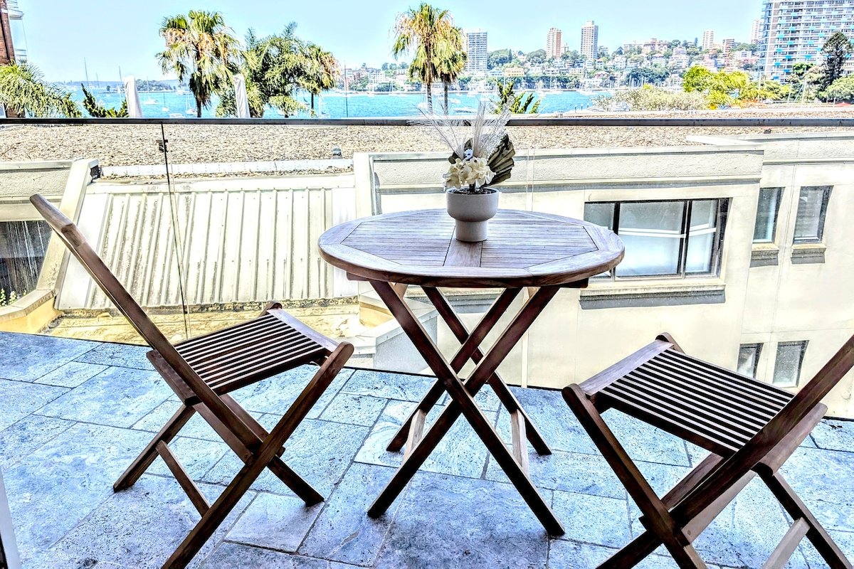 Luxurious apartment with gorgeous harbour view gallery image 4