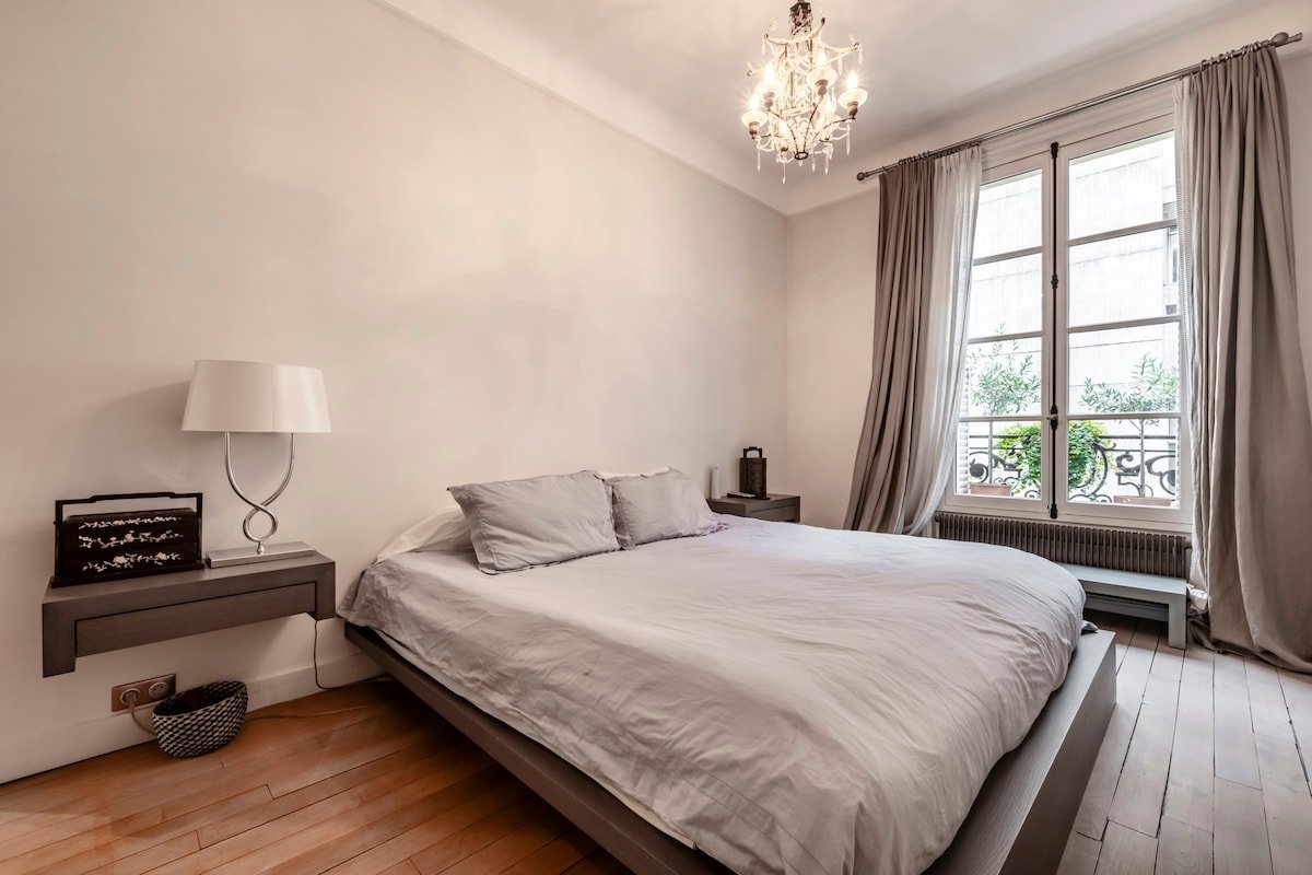 Luxury House VIP Service – Arc de Triomphe gallery image 2