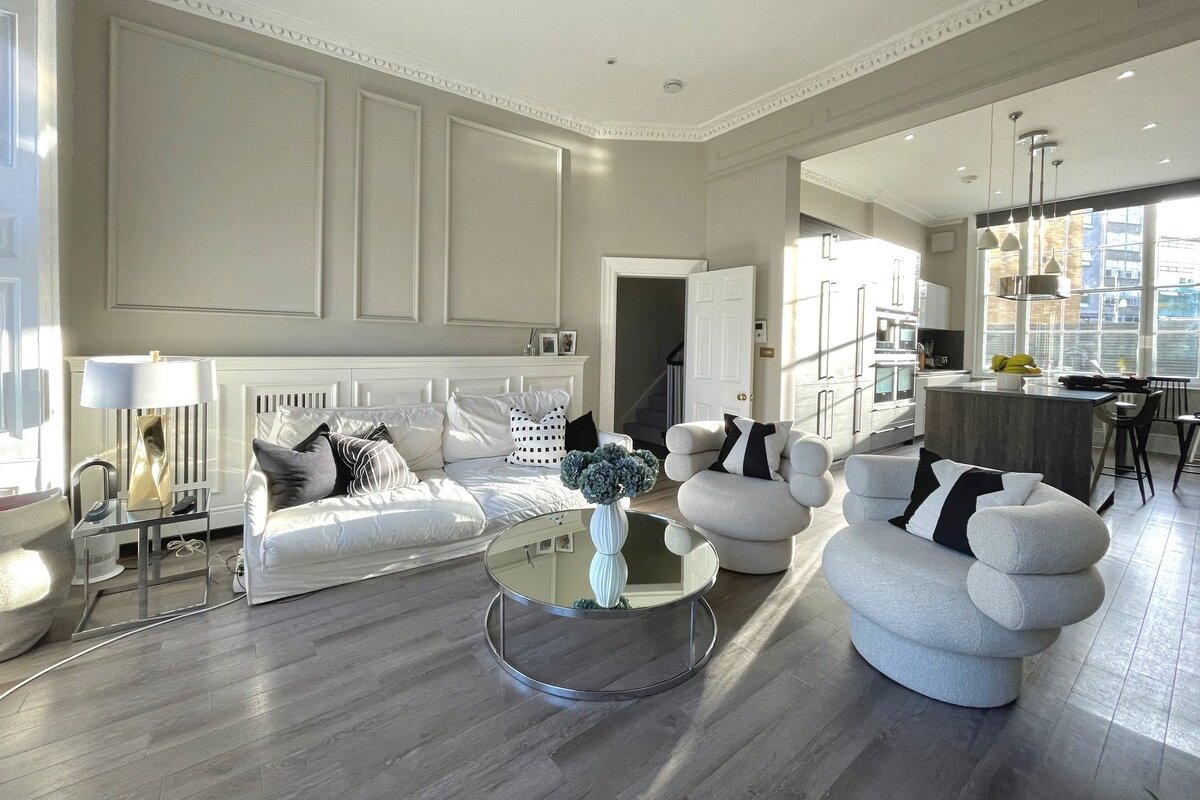 Beautiful 3-Bedroom Townhouse in Central London! gallery image 3