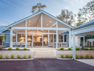 Aquila I Private Properties