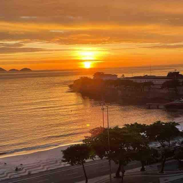 Beachfront CopaTropical Escape gallery image 3