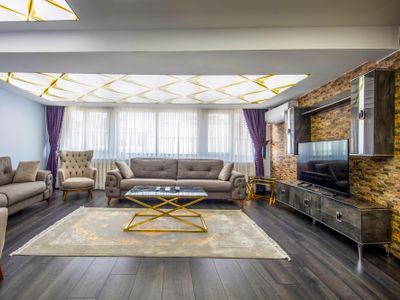 Nişantaşı Main Street 3+1 Luxury Modern 2 bathroom