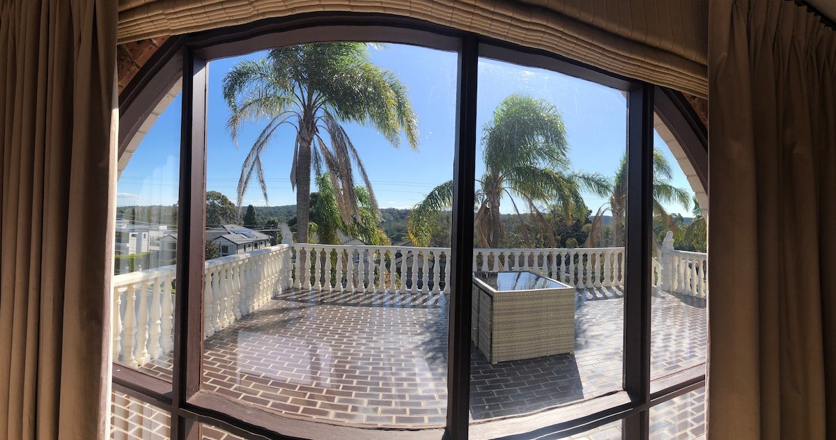 Killara Luxurious 8BR House 360 degree view gallery image 4