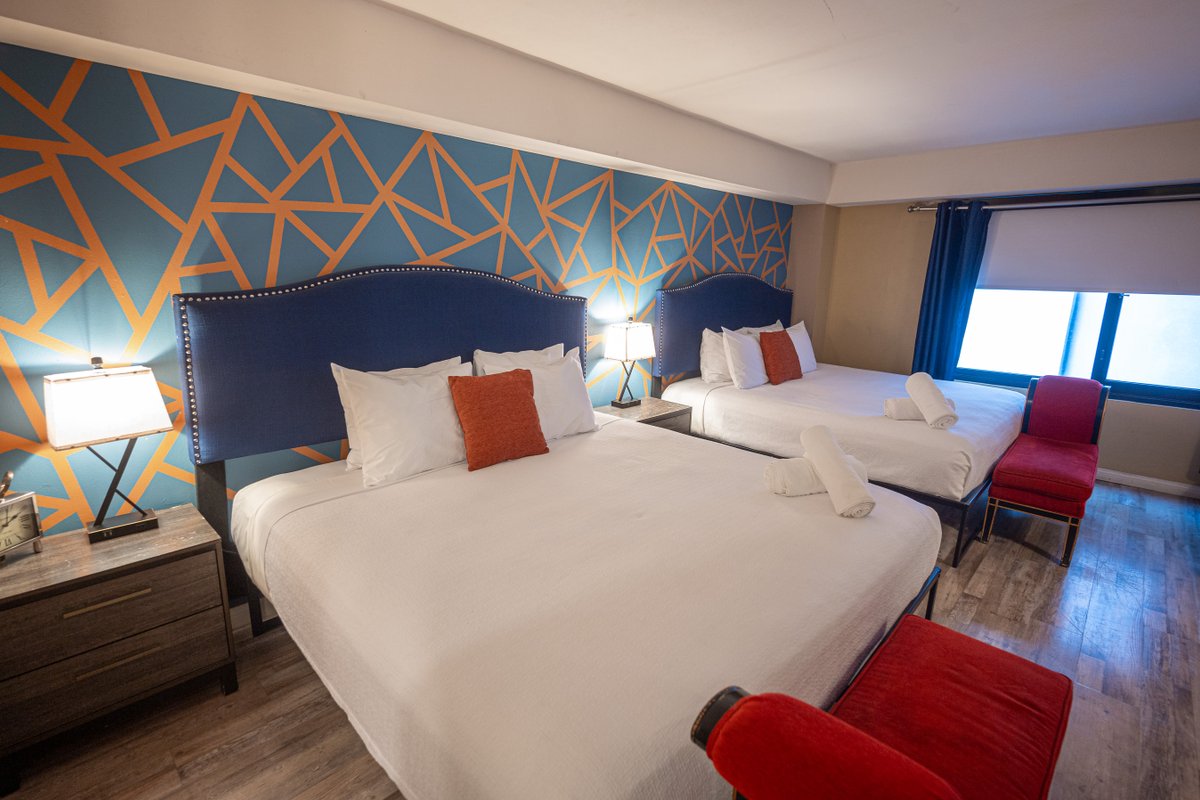 Stay Together on The Strip – 2 Bedroom Apartment