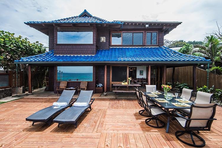 Beachfront Home on Sunset Beach, 4 BR with Bikes gallery image 2