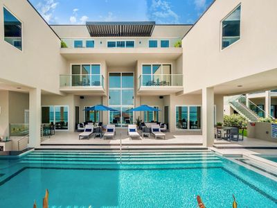 Black Urchin Residence 2