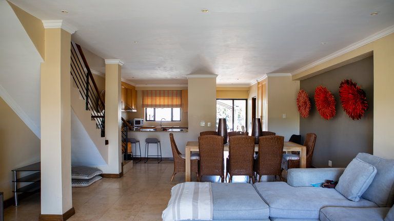 Cape Winelands Properties Val de Vie Estate Land Cove 1E