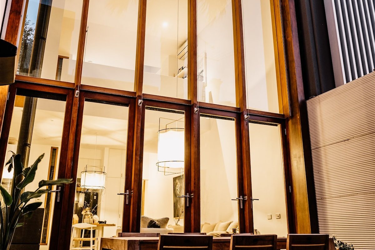 Beautifully curated 2 bedroom home gallery image 4