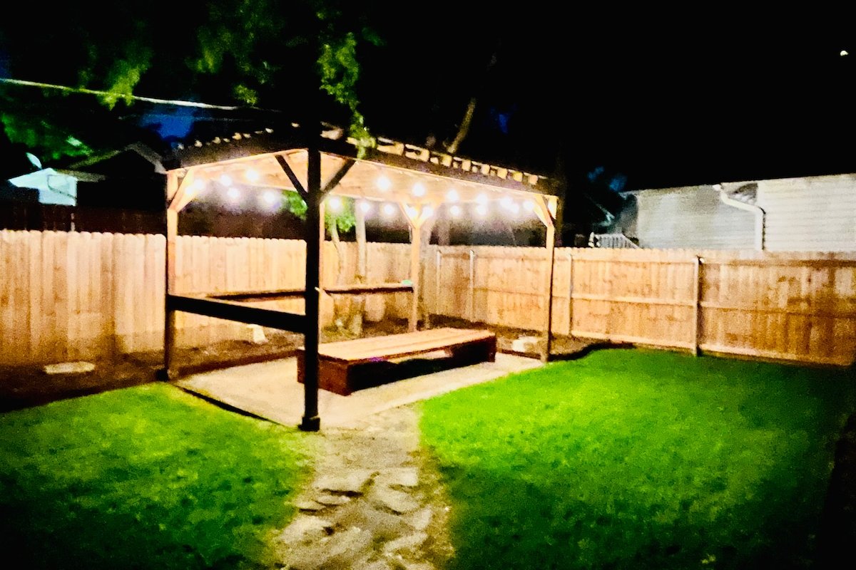 MagnoliaBase Bungalow @ Fairmount, EV Dog Friendly gallery image 5