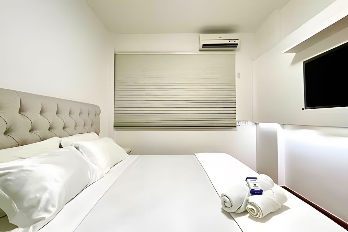 Spacious and modern next to Leblon beach! gallery image 4