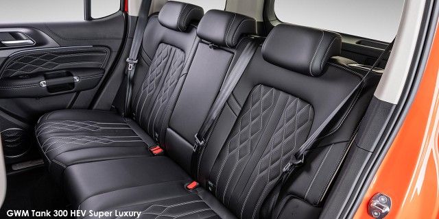 GWM TANK 300 2.0T ULTRA LUXURY HYBRID 4X4 A/T - 18 