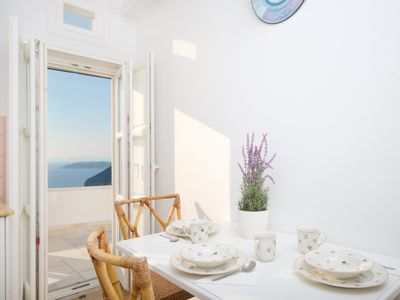 The Atlantis House – 4 Bedroom Caldera View