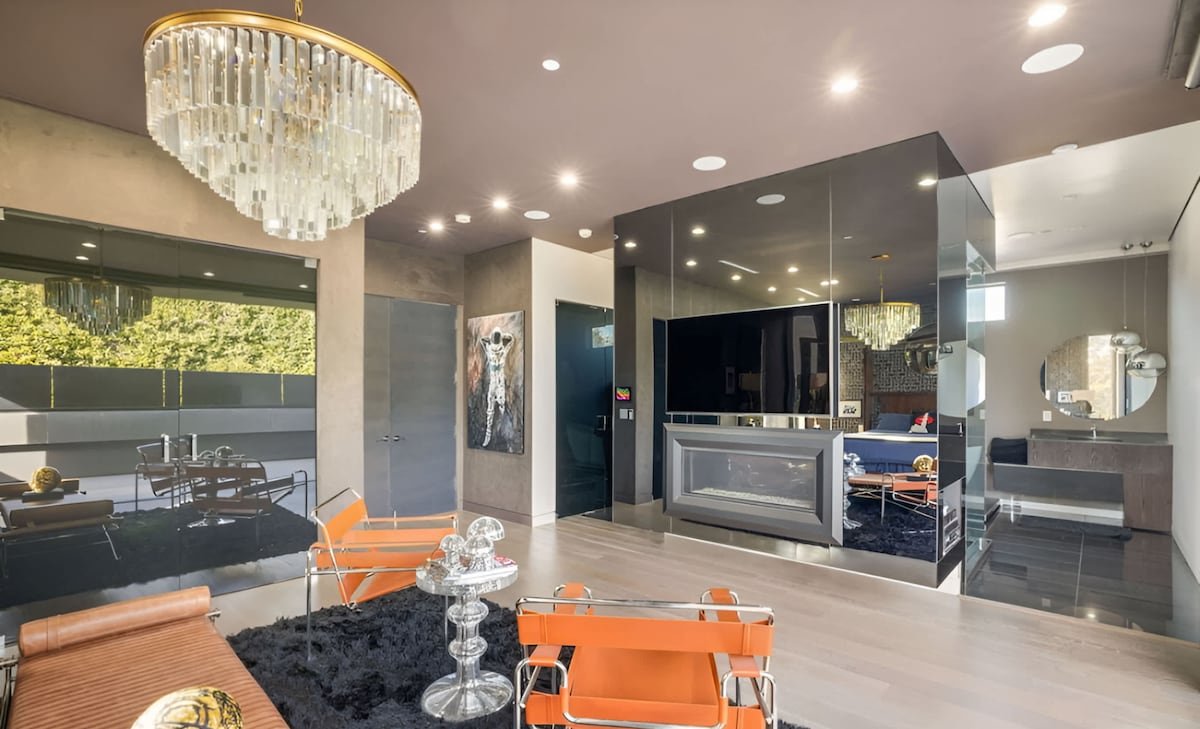 NEW Modern Oasis off Melrose – Rooftop – Pool gallery image 3