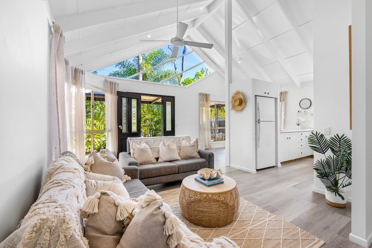 4 homes on 1 large block (sleeps 16) with pool gallery image 3