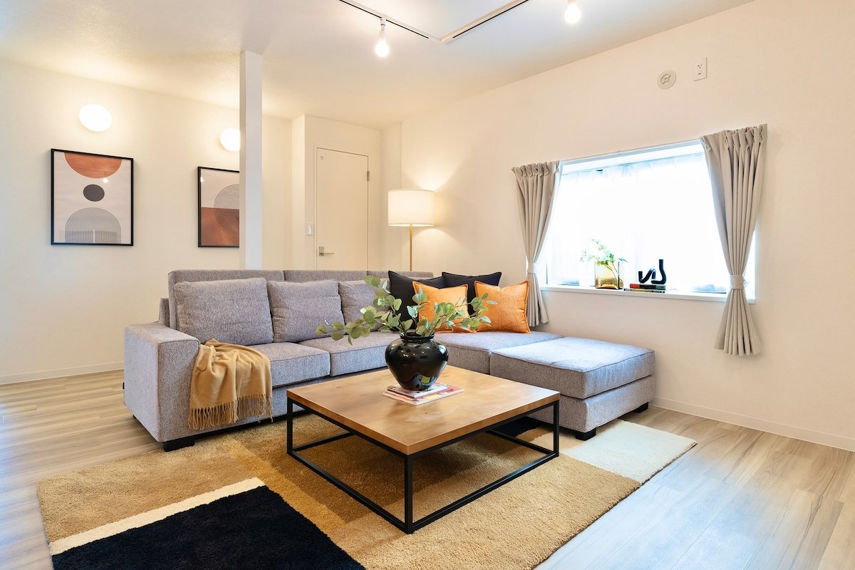 スカイツリー、渋谷、新宿へ直通 / 90m2のおしゃれな一軒家 gallery image 4