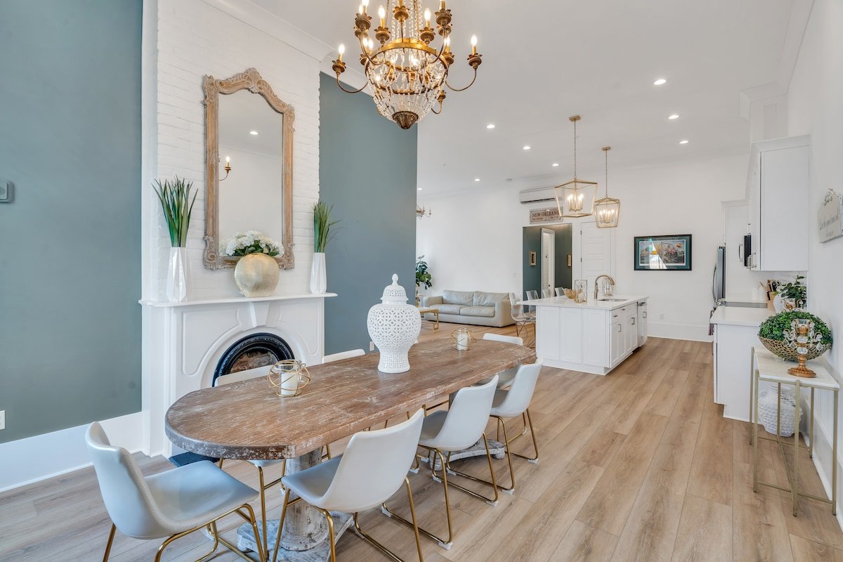 Beautiful Renovated Historic home in the Marigny!! gallery image 3