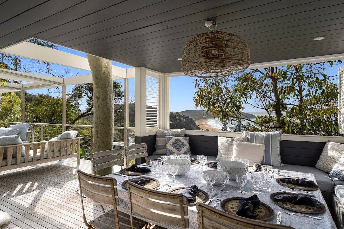 Freya by Palm Beach Holiday Rentals gallery image 5