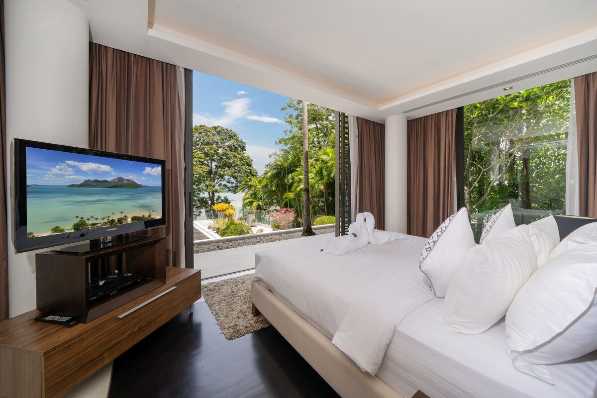 Free breakfast &Maids& Chef Seaview Villa gallery image 2