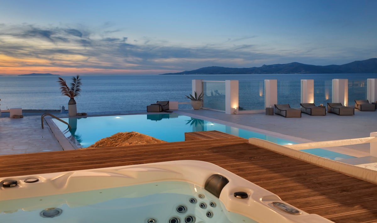 Sunset villa pool-hot tub by CalypsoSunsetVillas gallery image 3