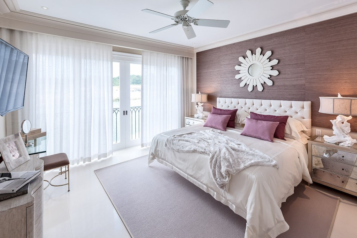 Port Ferdinand Villa gallery image 3