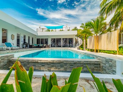 Belize Oceanfront Villa w/ Pool, Beach & Pier