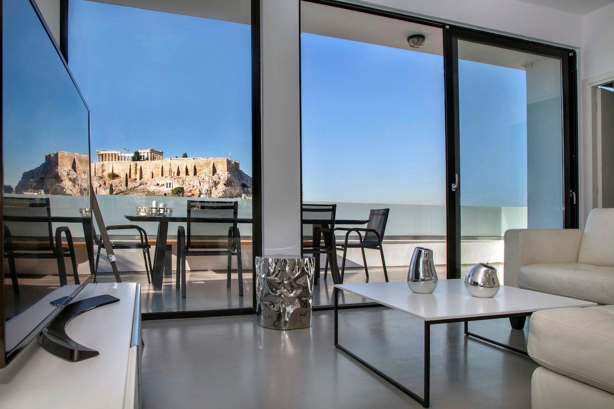 Luxury Penthouse “touching” the Acropolis by GHH gallery image 2