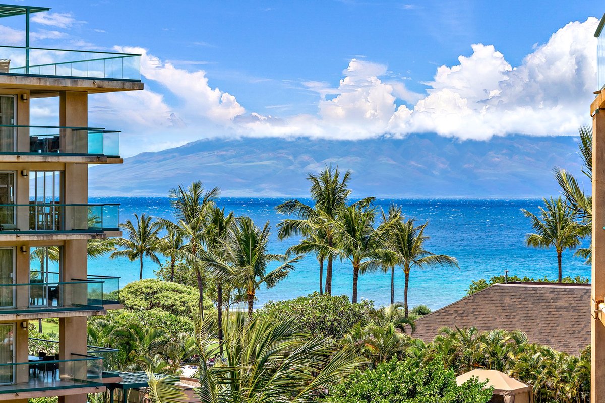 Maui Resort Rentals: Honua Kai Konea 404