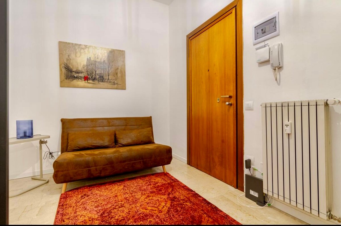 Large Apartment 5 Bedr – Niguarda