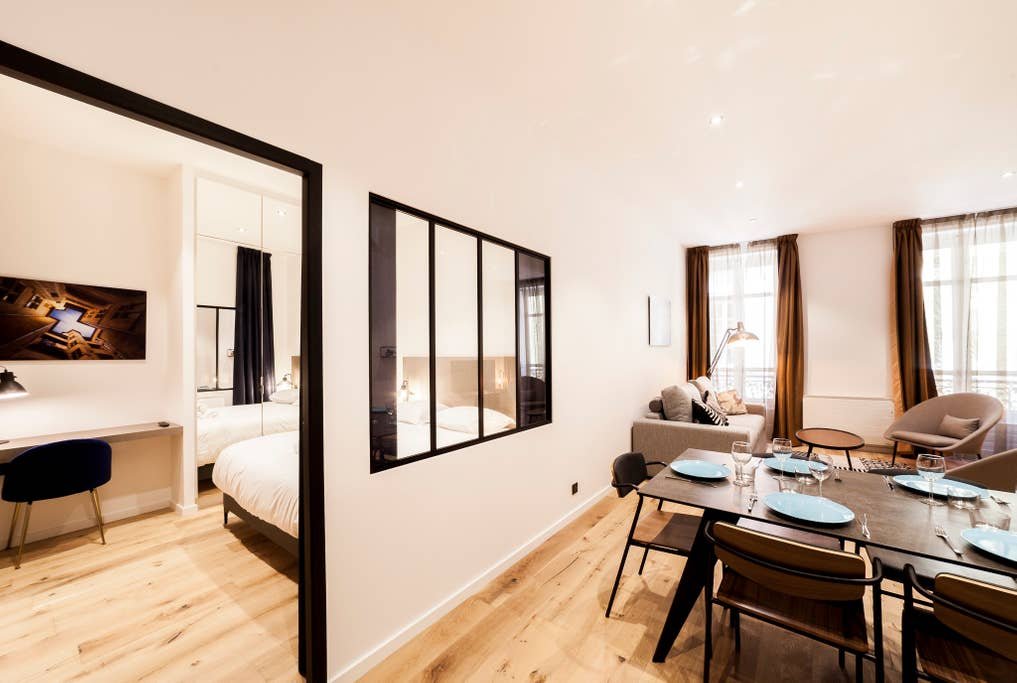 Pure happiness city center – AC and balneo AIL gallery image 4