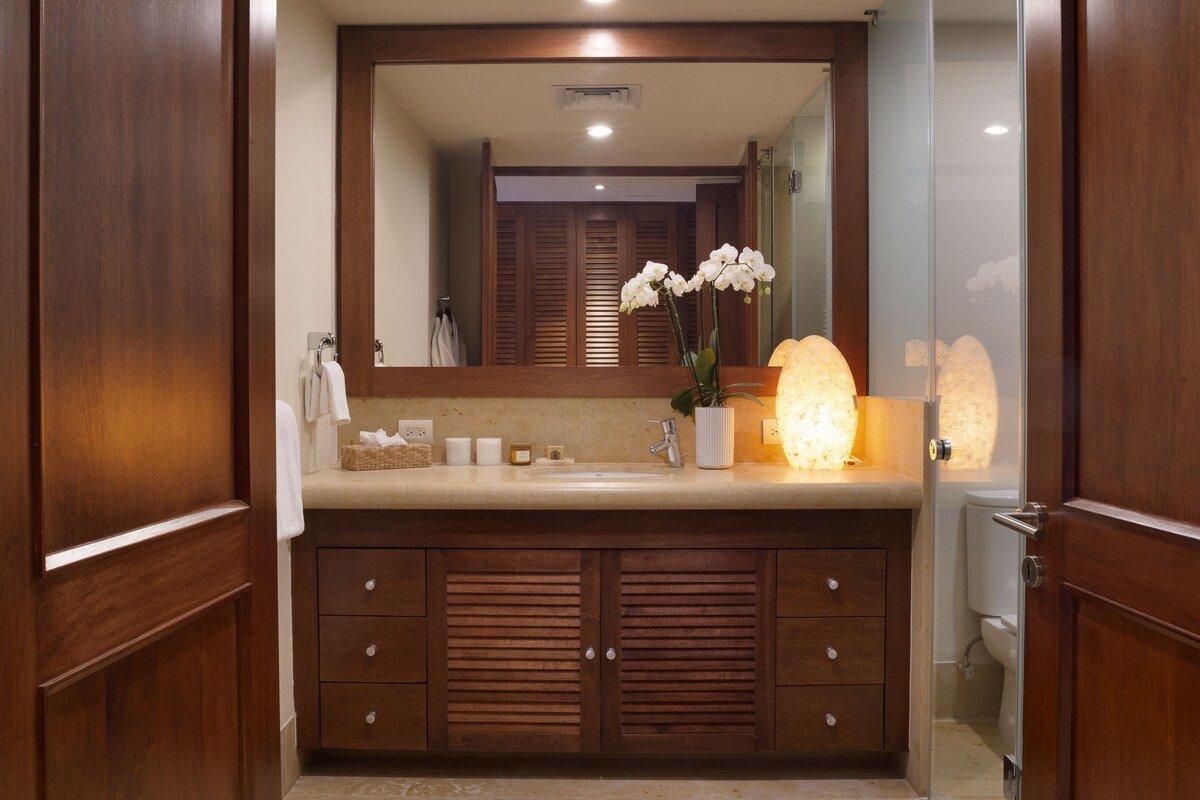 Condo w/ Golf Views, Infinity Pool + Workspace gallery image 4