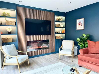 Barton Suites- Luxury Home 2 of 2. Sleeps 6