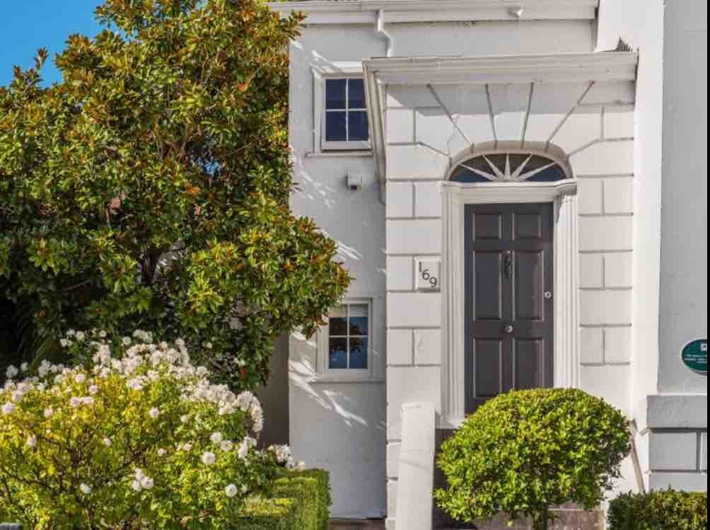 Bennell Georgian Townhouse gallery image 3