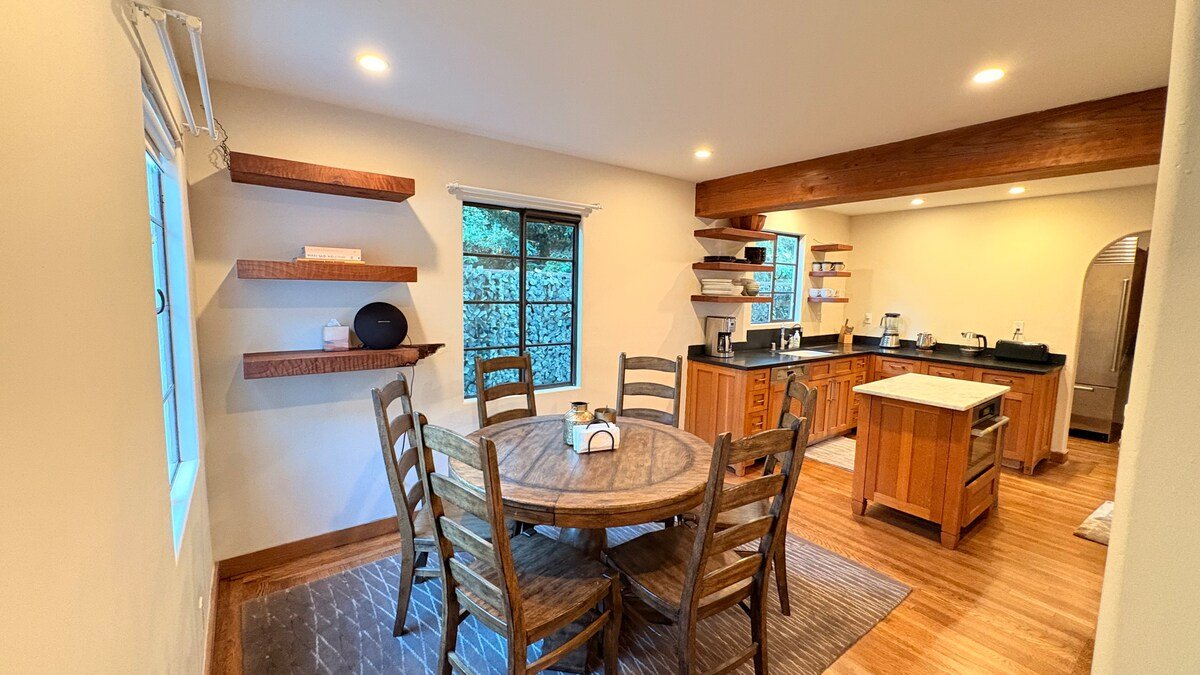 Charming Spanish Style Heritage Home gallery image 5