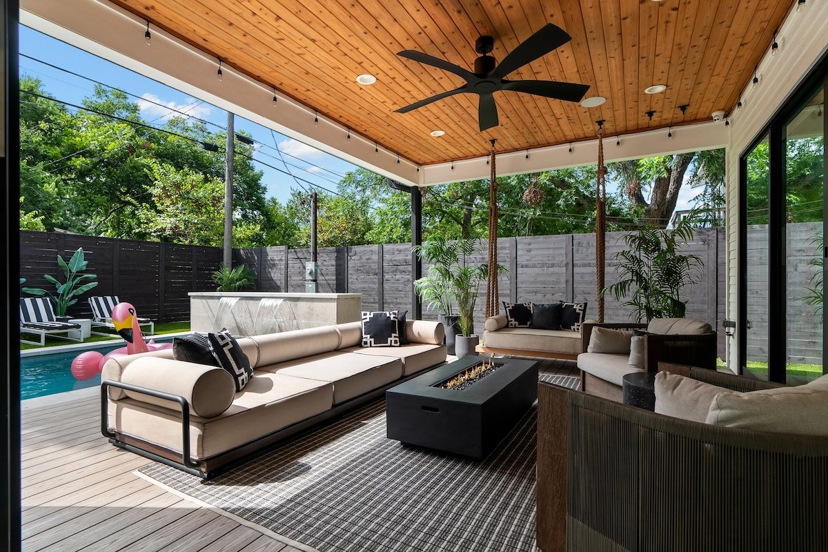 Luxury Oasis | Custom Built Home | Hot Tub + Pool gallery image 4