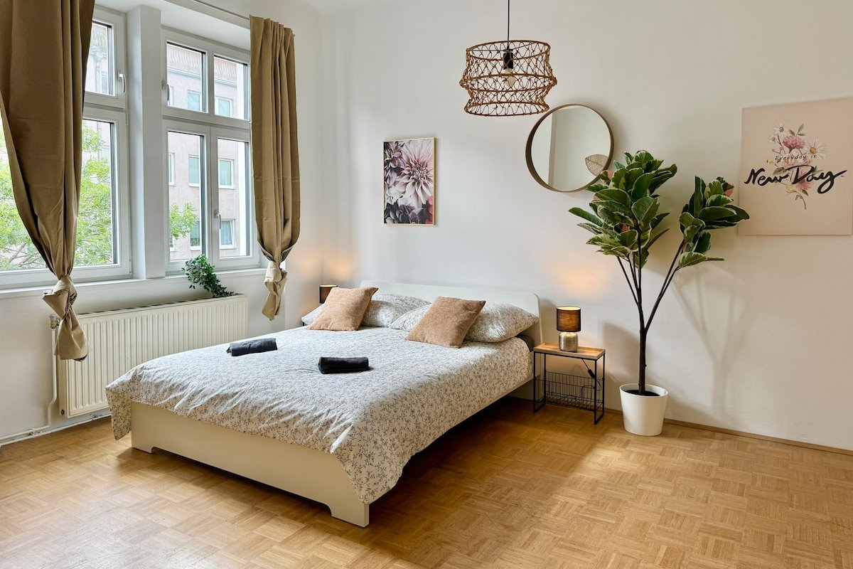 130 m2 | Spacious | Free Parking gallery image 3