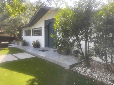 Unique DOWNTOWN SoCo Austin Jewel!!