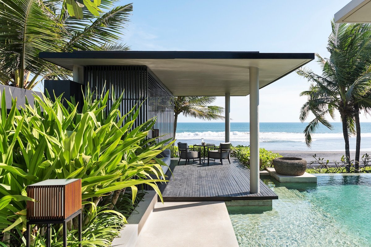 One Bedroom – Ocean Pool Villa