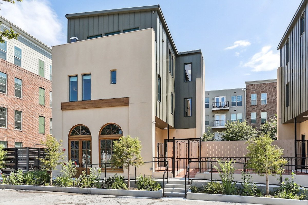 Thalia by Dear Valentine gallery image 5