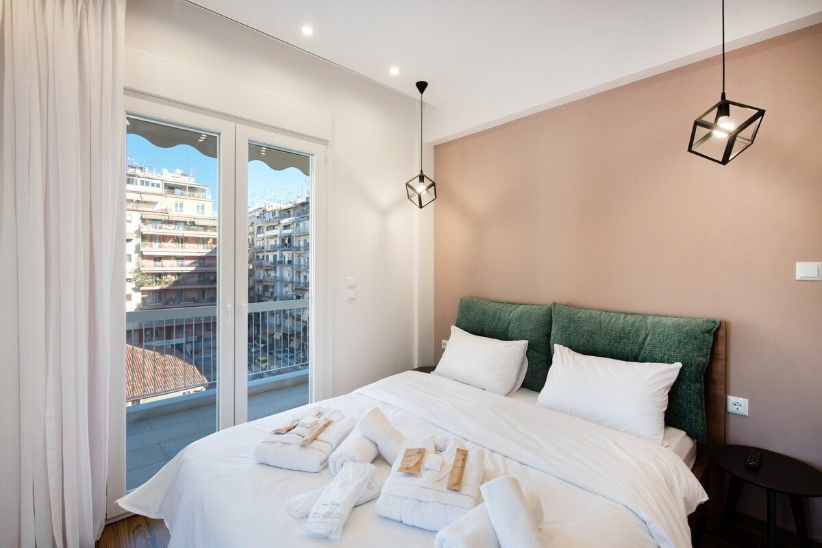 Tinker Bell by halu! : Colorful family apt gallery image 5