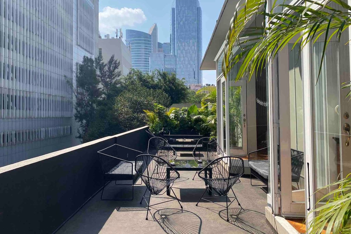 Luxury PH | Amazing Terraces | Security guard 24/7 gallery image 3