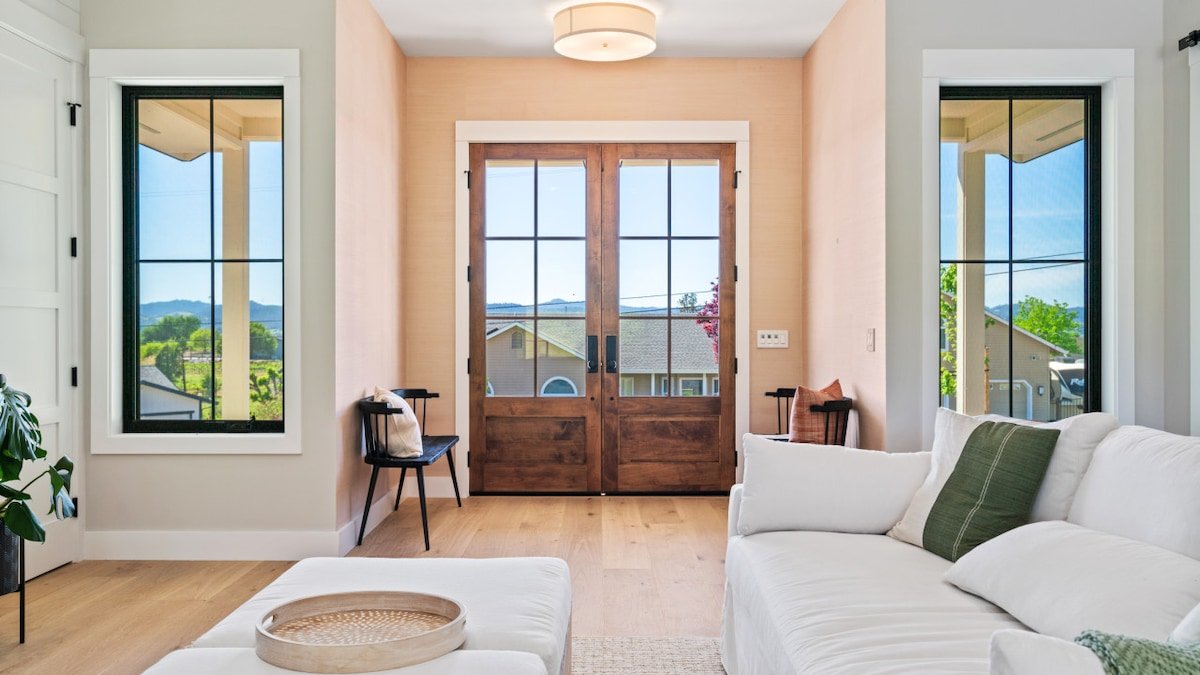 Luxurious 3-Bedroom Home in Healdsburg gallery image 5