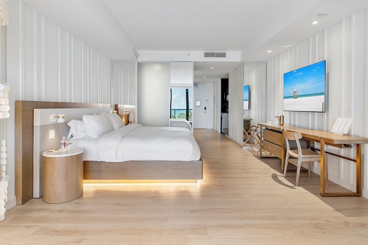 Luxe Studio at The W Hotel