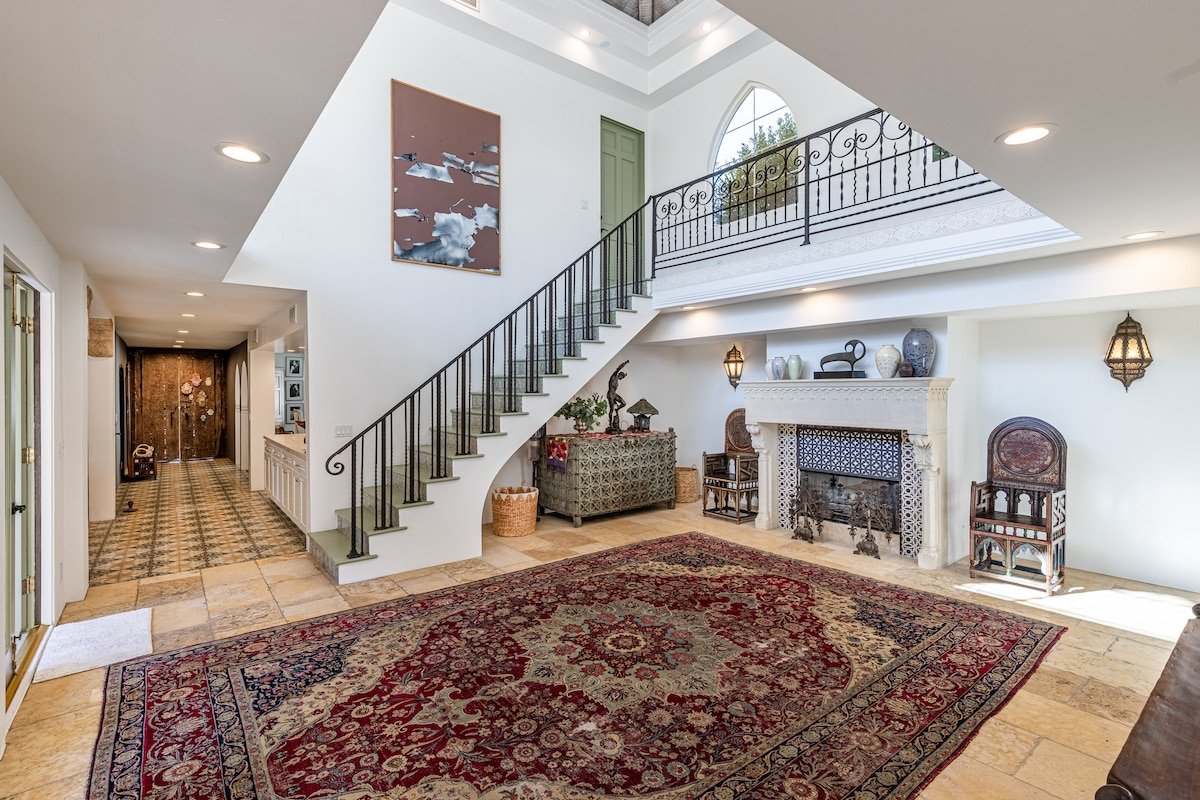 Enchanting Moroccan Oasis: Hollywood Hills gallery image 3