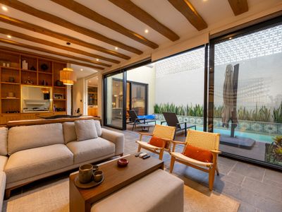 3 BR. House with Private Heated Pool near Rosewood