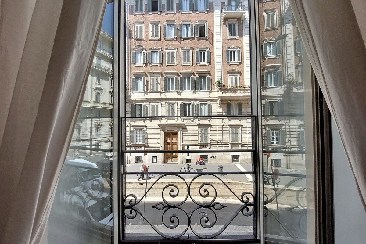 Porta Flaminia Suite 1 gallery image 5