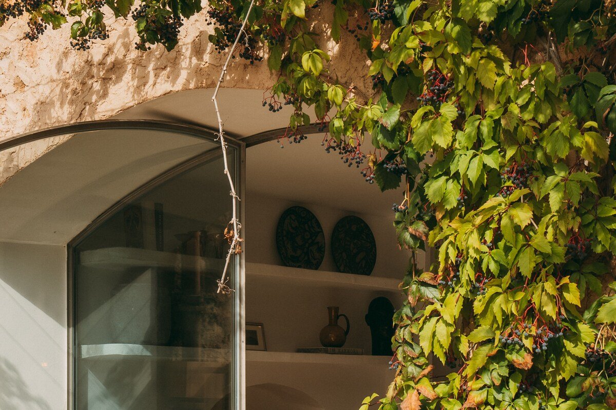 Cosy Townhouse with Soul | Summer & Winter Retreat gallery image 3