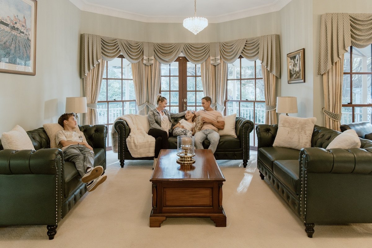 5m to Montville w/Outdoor Dining-BBQ-Spa+Patio gallery image 4