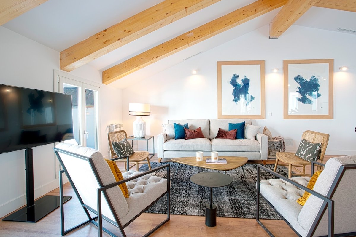 Big penthouse in Madrid center. Madrazo Terrace gallery image 3