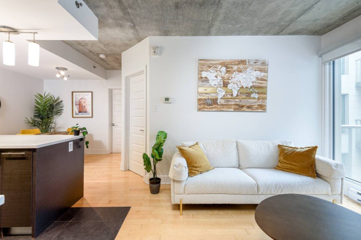 Delightful 2-BDR condo MTL gallery image 4